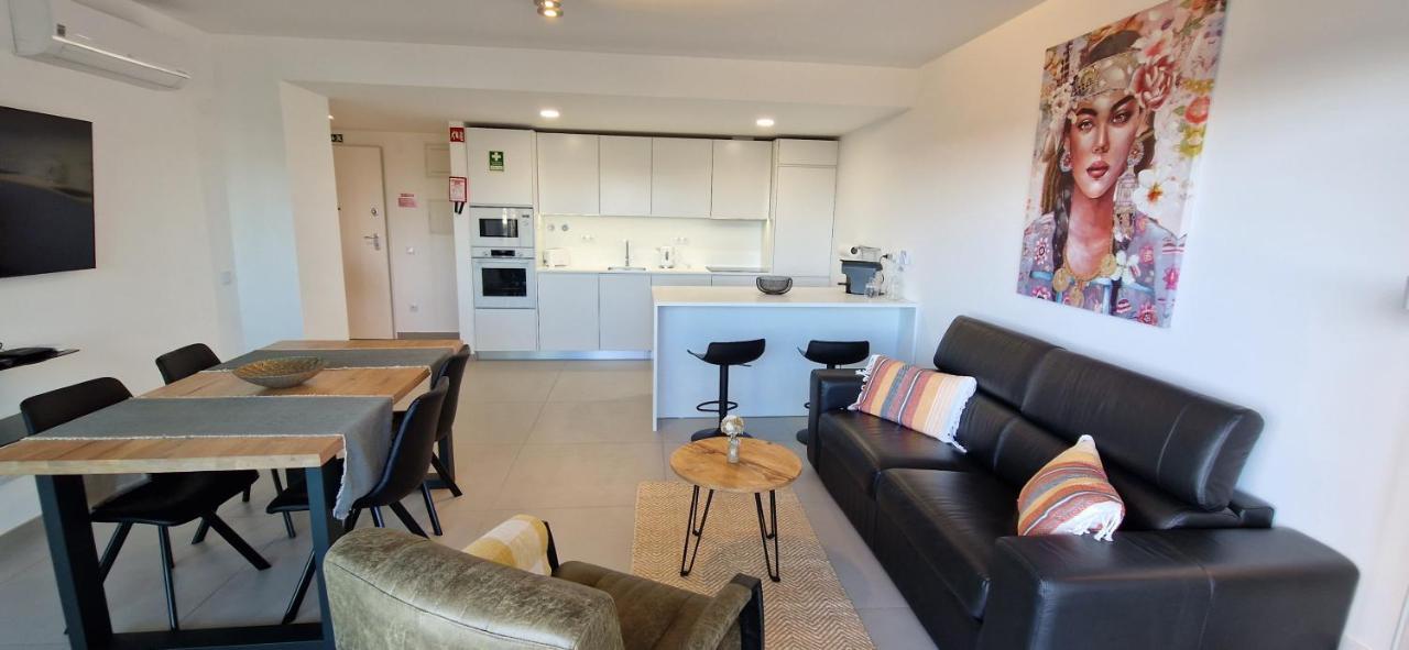 Delnatte By Alzira Apartment
